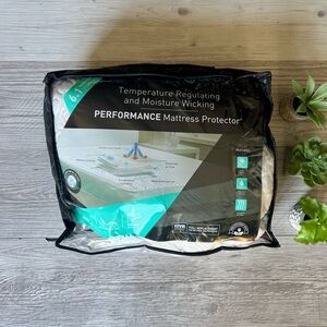 BEDGEAR ver-tex performance mattress protector queen EUC